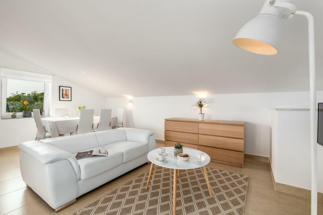 Julija Appartement Dramalj Buitenkant foto