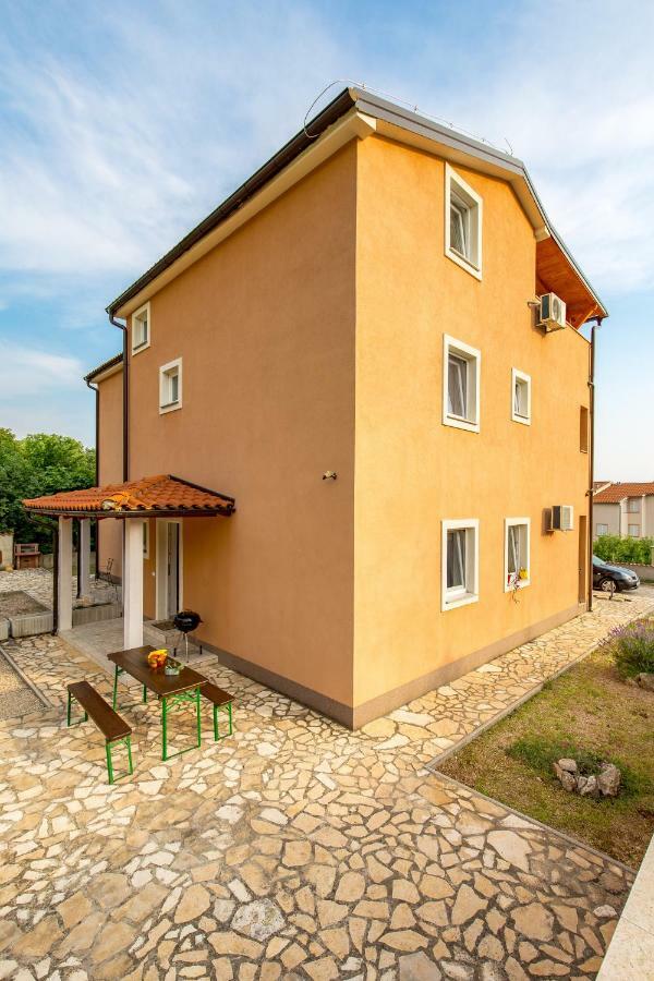 Julija Appartement Dramalj Buitenkant foto